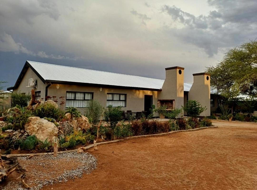 Knowhere Selfcatering Unit 1 Na Omaruru Εξωτερικό φωτογραφία